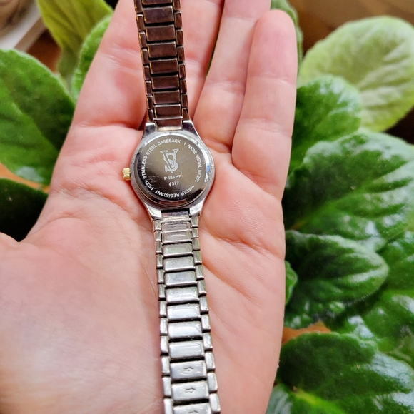 Sergio Valente SV Diamond Quartz Classic Watch - Picture 10 of 10